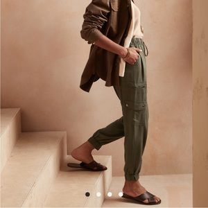 Banana Republic  Tencel Cargo Jogger